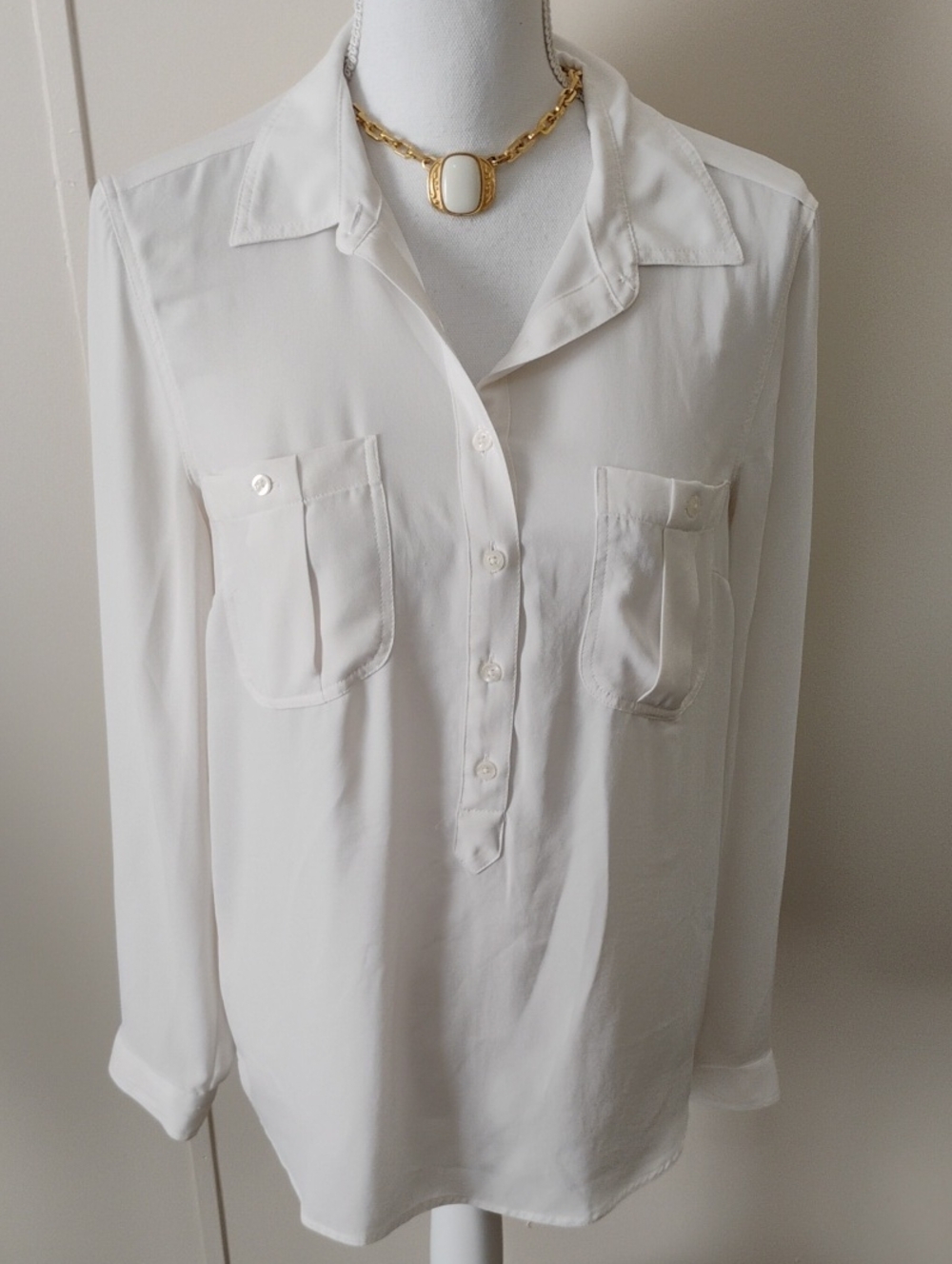 LOFT Cream Button-Front Long Sleeve Blouse